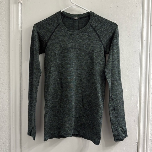 Lululemon Swiftly Speed Long Sleeve sz 4 
Black / Deep Coal / Clean Green /Azure - Picture 6 of 10